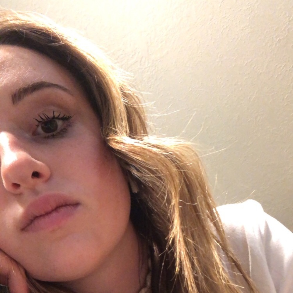 Meet your Posher, Camille